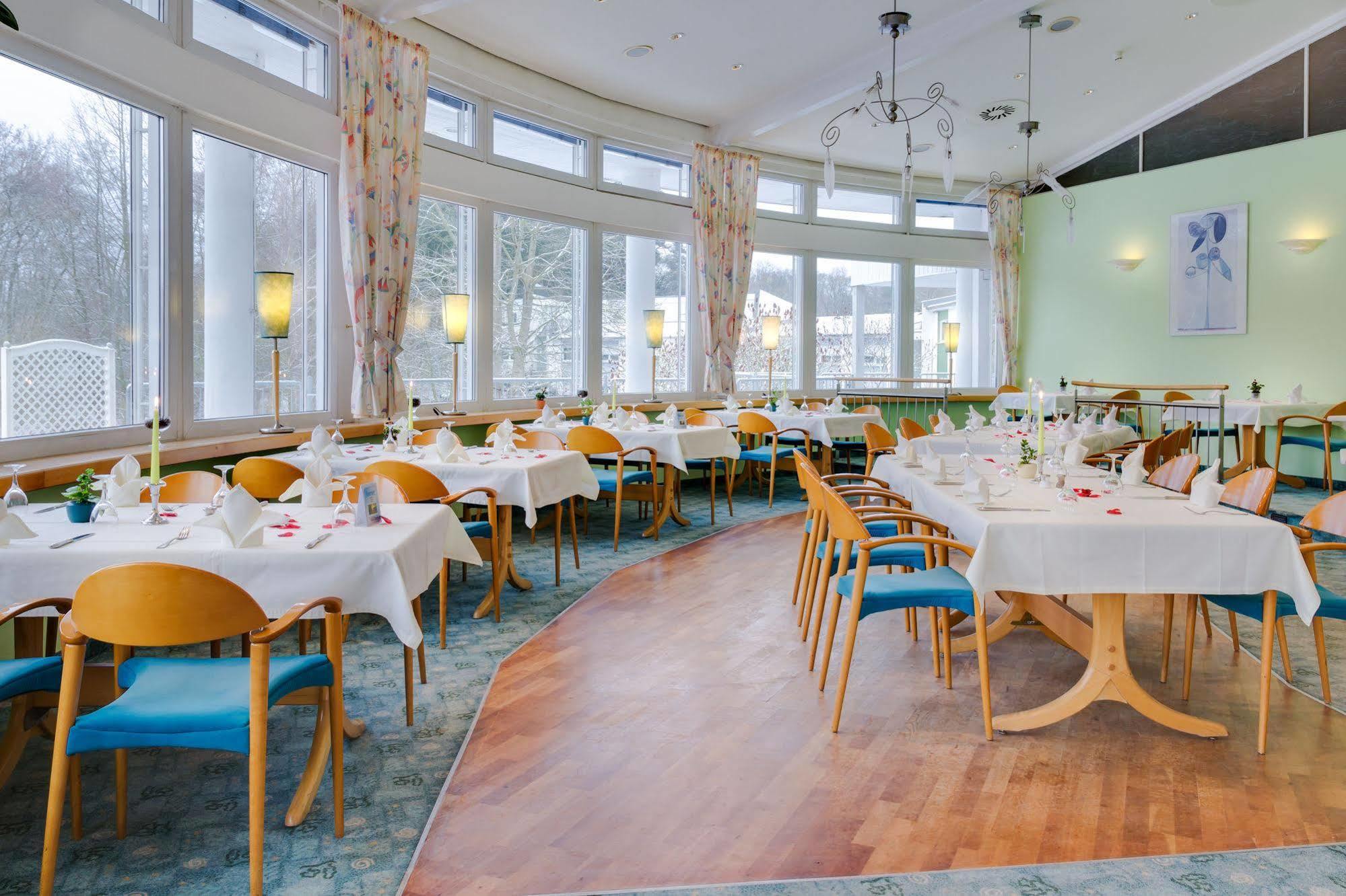 Seehotel Luisenhof Falkenhagen  Exterior foto